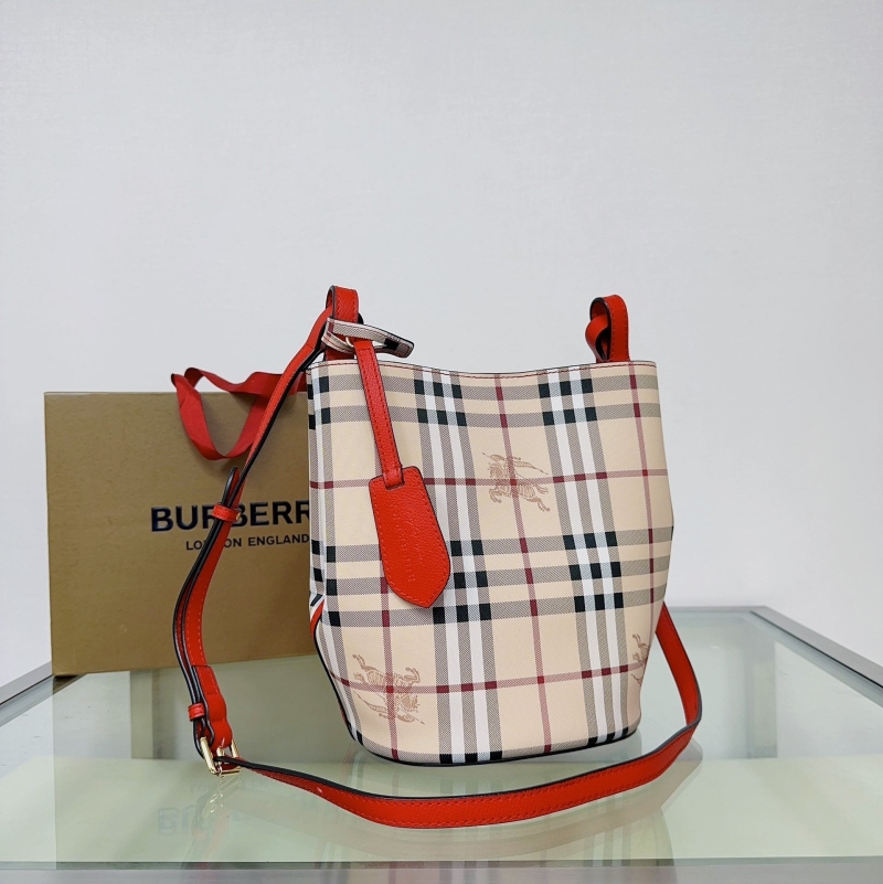 Bv*b*rry hobo bags